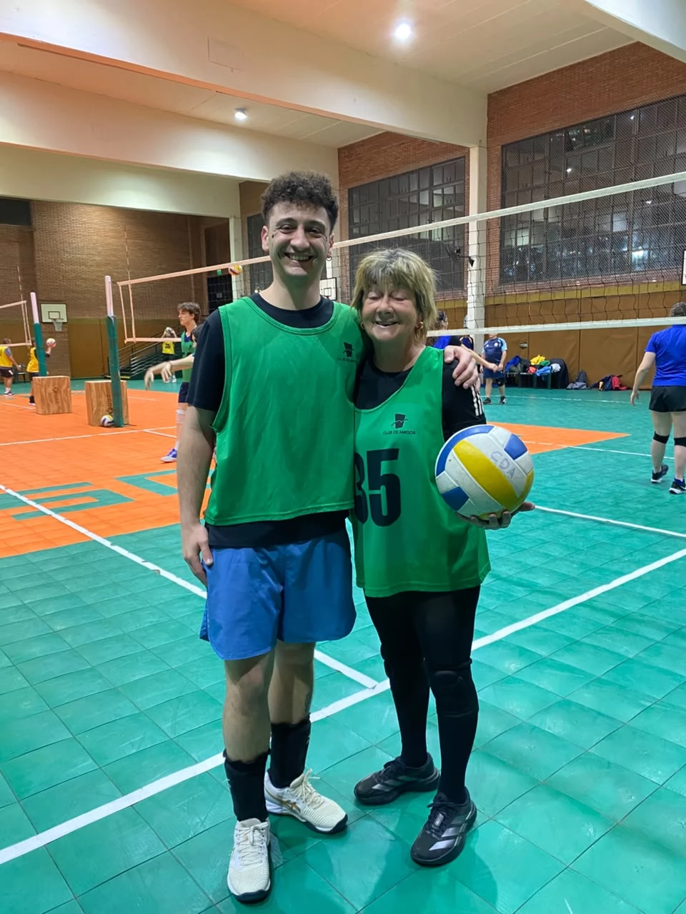 Voley