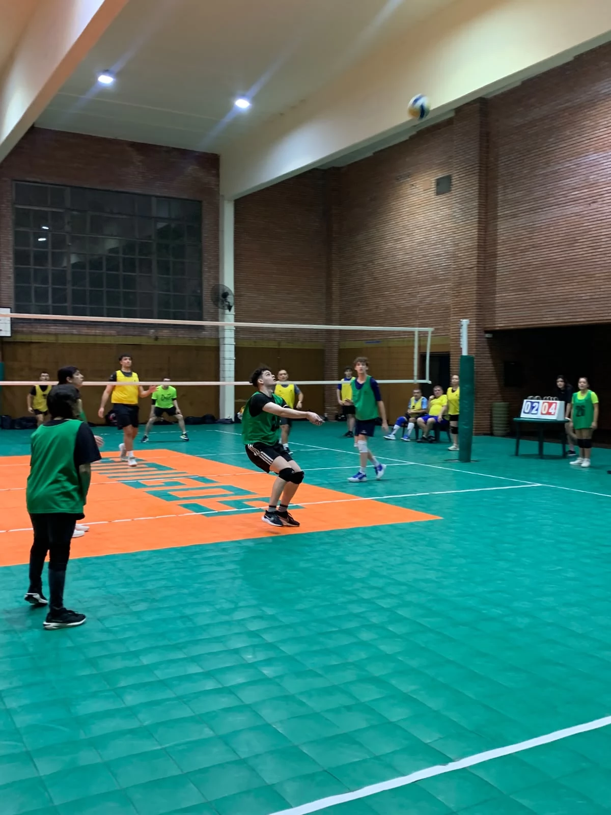 Voley