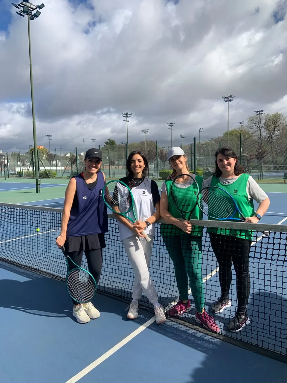 Tenis